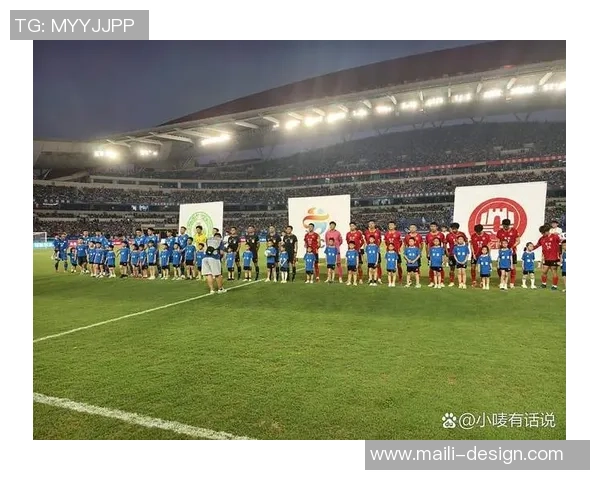 上海足球队的力量变革引发热议探索未来发展的新路径与挑战 上海足球队的力量变革引发热议探索未来发展的新路径与挑战